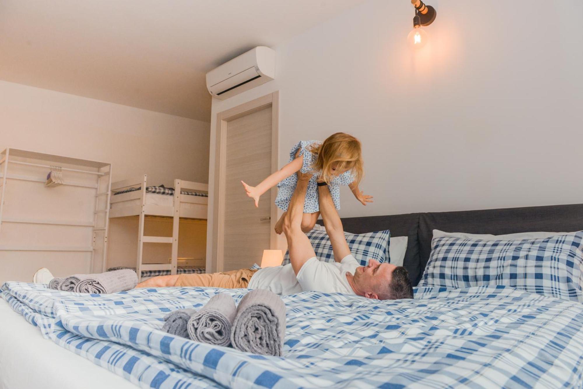 リーヴァ・デル・ガルダGarda Family & Solariumアパートメント エクステリア 写真